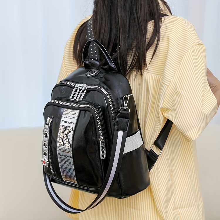 Auffälliger 3D-Rucksack in Helm-Optik mit Strass-Verzierung – Bild 9